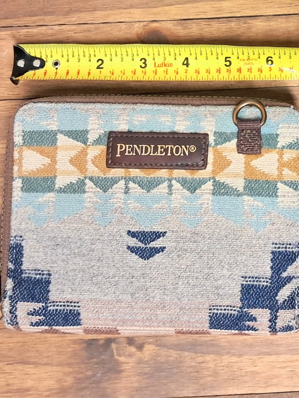 Pendleton Wool Geometric Zip Wallet - Picture 3 of 3